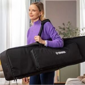 Yamaha SC-KB850 Black Case